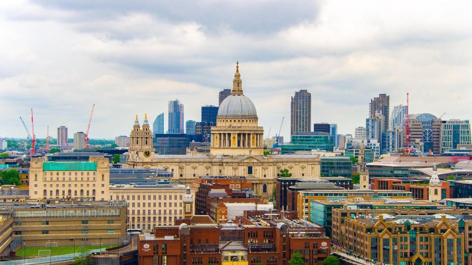 Seven linked companies shut down after Insolvency Service investigation with Companies House